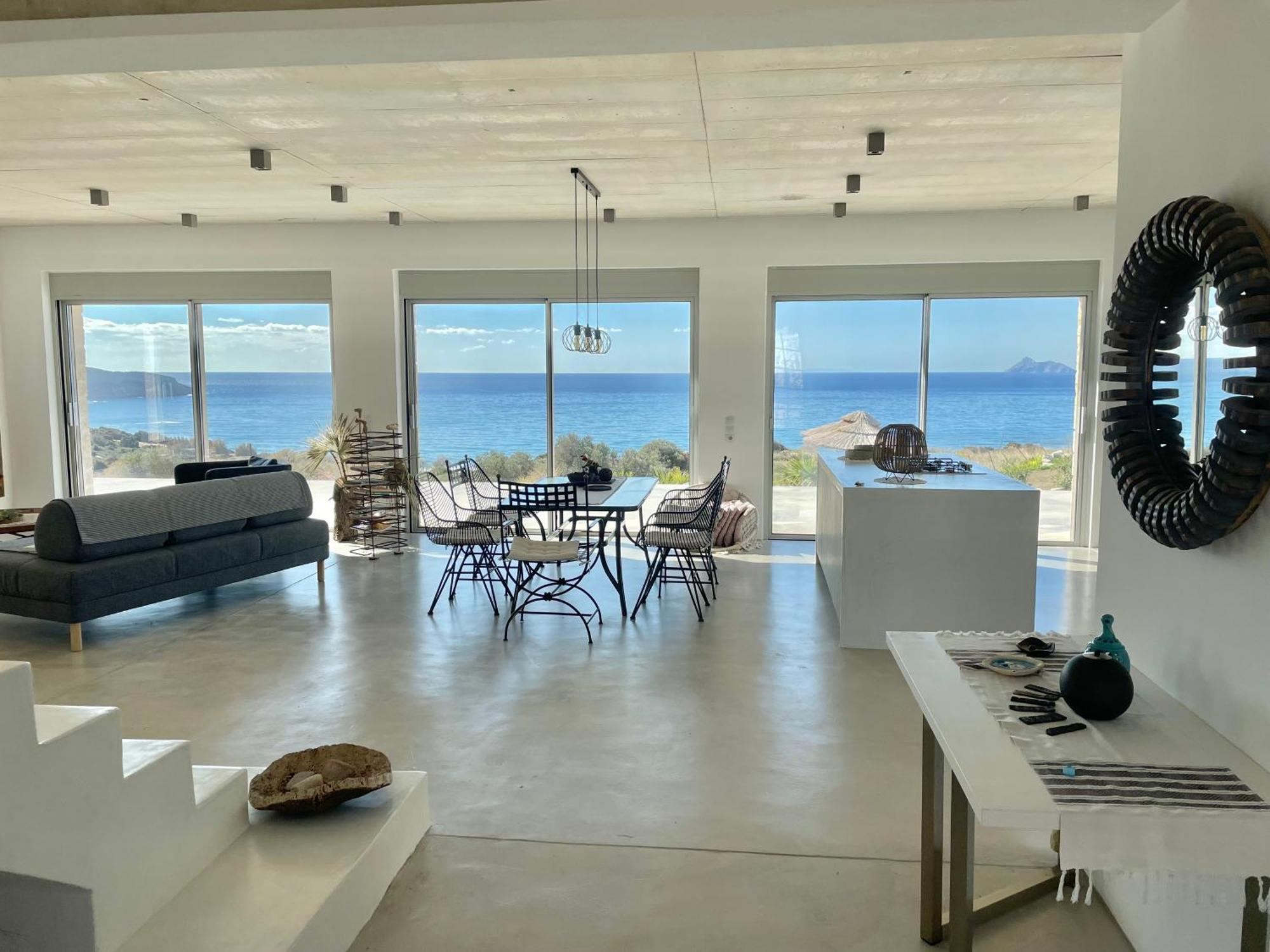 Komos Beach Estate Каламаки Екстериор снимка